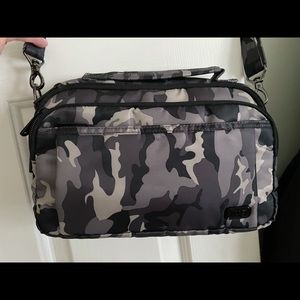 Lug handbag.  The Scoop.  Black Camouflage.